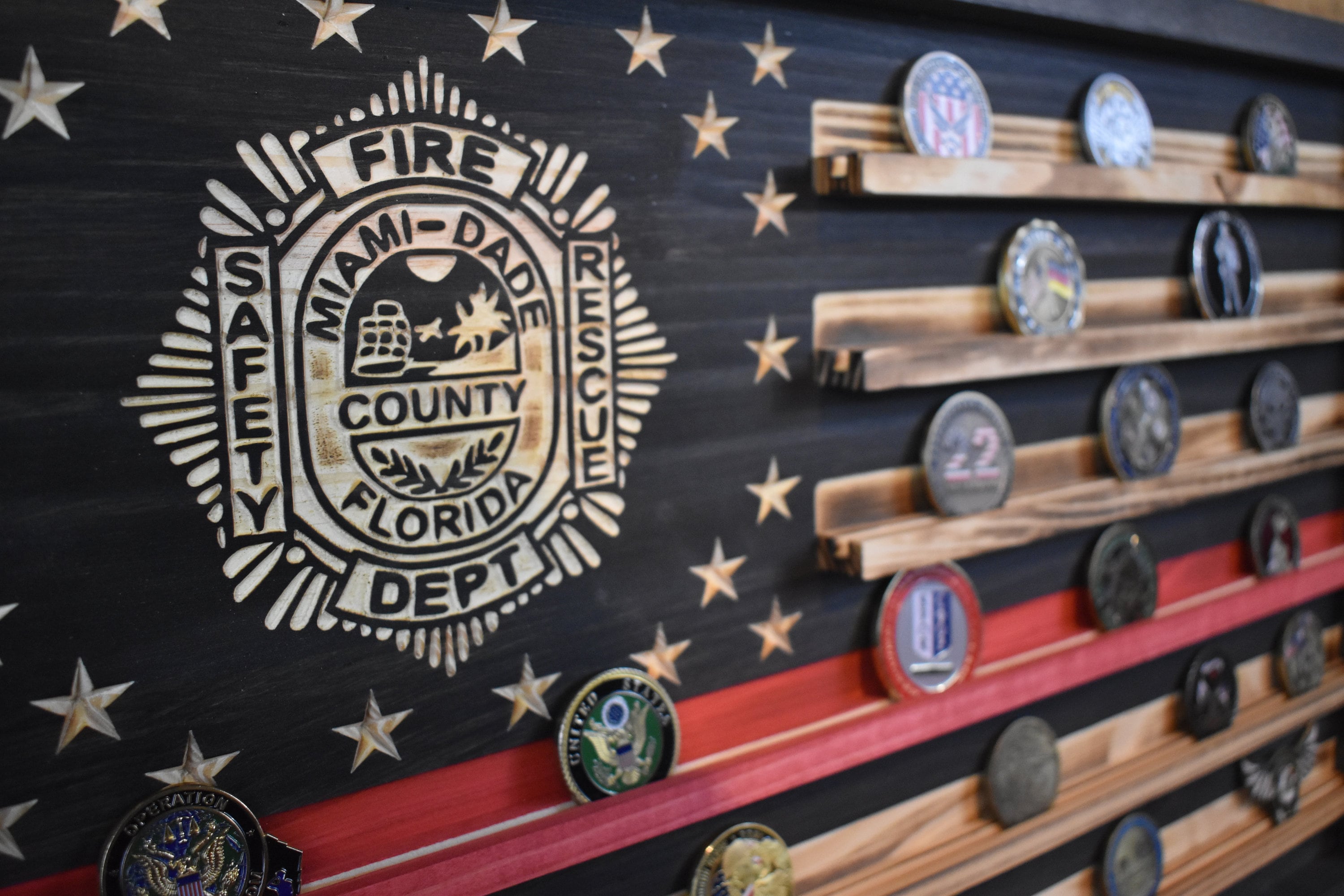 Thin Red Line Coin Display Rack Holder - Rustic Firefighter American Flag Coin Display